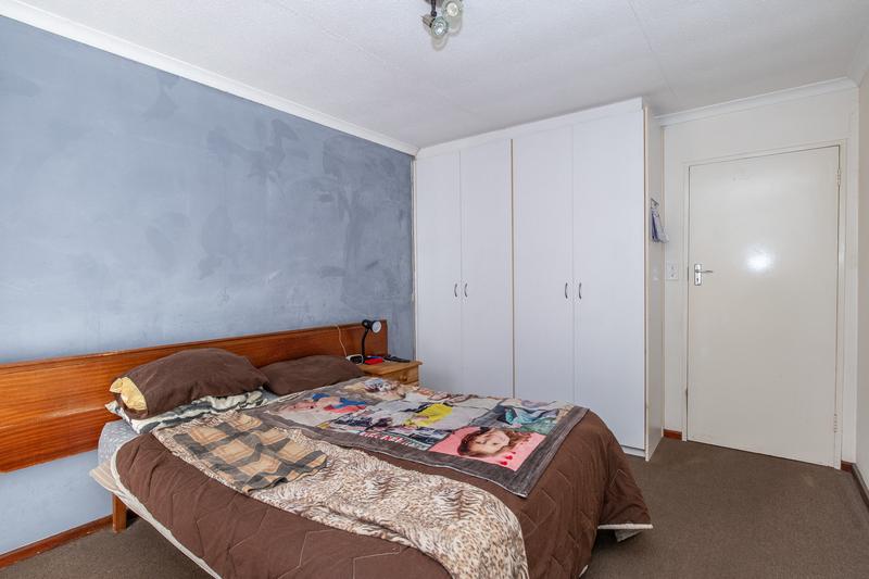 2 Bedroom Property for Sale in Diep River Western Cape